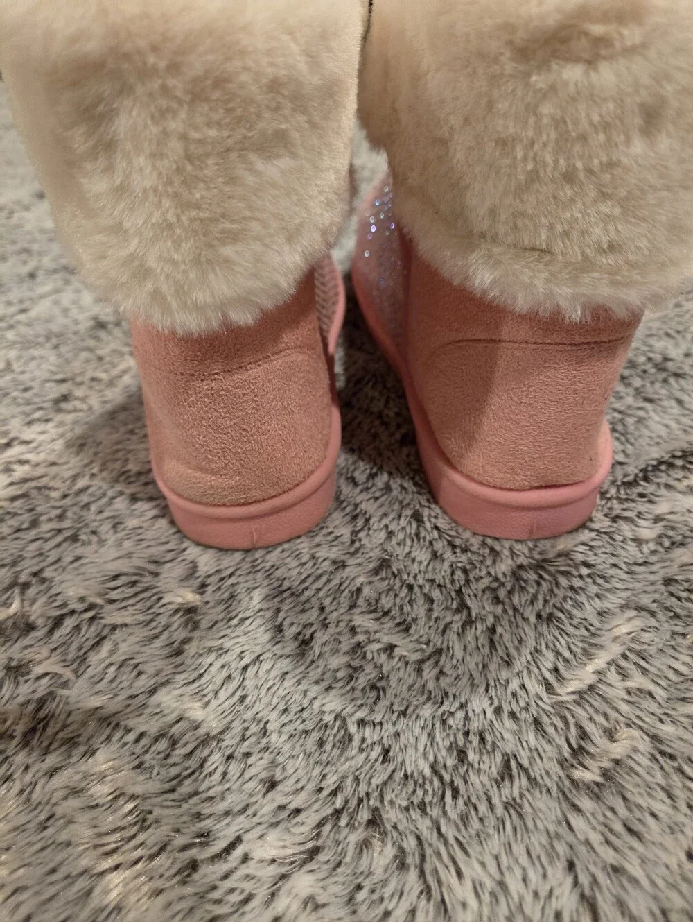 Olivia Miller Pink Sparkle Faux Fur Lined Boots Sz 3